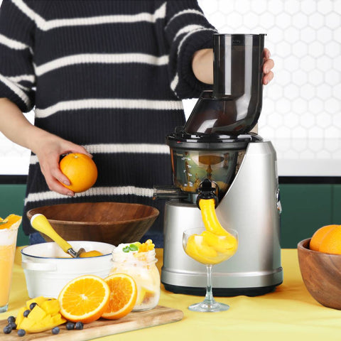 Extractor de jugo prensado en frío - Kuvings B1700 - mejor extractor de jugos, de frutas y verduras
